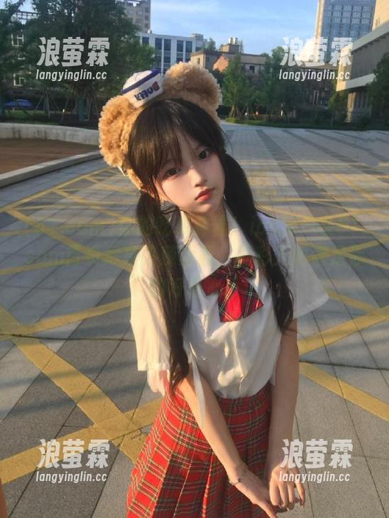 51.com 你的吃瓜神器!ios用户在51.com首页尽享热辣话题,精彩无限满足你的好奇心!