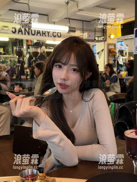 看见不一样的视角，快来www..51观看与分享，让热议不断！