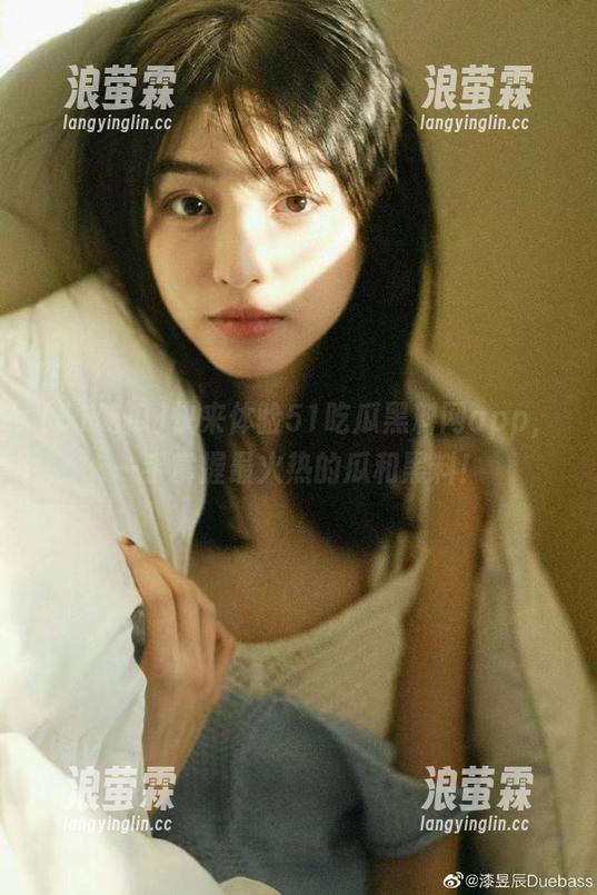 快来体验51吃瓜黑料网app，一手掌握最火热的瓜和黑料！