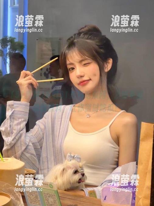 下载51黑料吃瓜网，及时更新最新黑料，让你随时吃瓜！