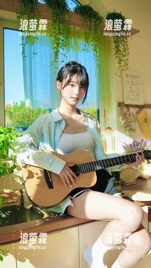 52吃瓜 想知道更多八卦?快来“52吃瓜”app登录,跟我一起吃瓜吧!