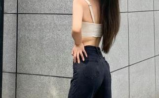 登录66吃瓜，让我们一同探讨那些网红背后的黑料，边吃瓜边唠嗑！