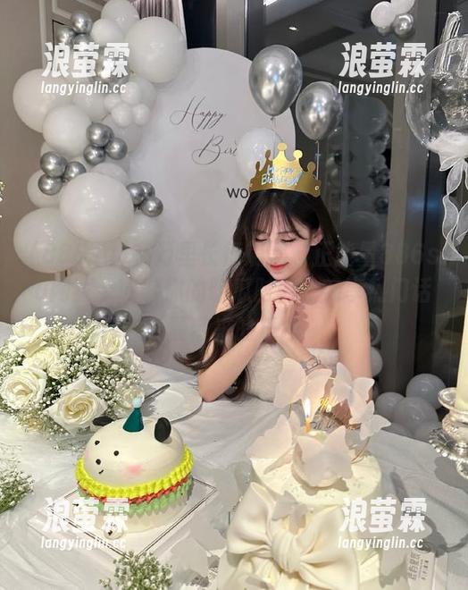 在万里长征篇黑料正能量886su网页上收藏你的吃瓜时刻，畅享热门话题带来的乐趣