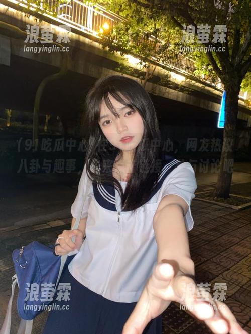 91吃瓜中心 在91吃瓜中心,网友热议八卦与趣事,快来点击链接,参与讨论吧!