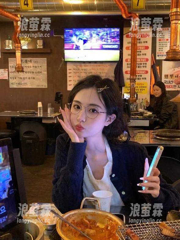 快乐就在cggolive吃瓜网页版，下载开启无限吃瓜时光！