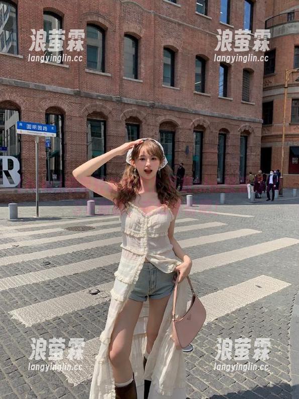 想要轻松吃瓜？下载hlw轻量版iOS更新版，在线体验吧！