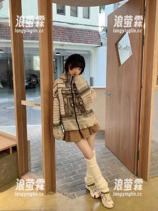 登录www.51cgcom，第一时间了解明星八卦与热门事件