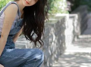 点击zztt11传送门，带你飞往首页，感受无限精彩的吃瓜新闻哦！