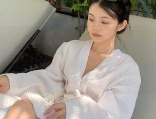 亲爱的安卓手机用户，《吃瓜在线黑料网红》带你一手掌握娱乐圈秘闻！