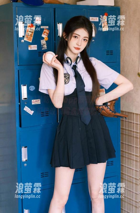 从吃瓜网app获取内幕消息，网页上吃瓜热议瞬间点燃你的好奇心！