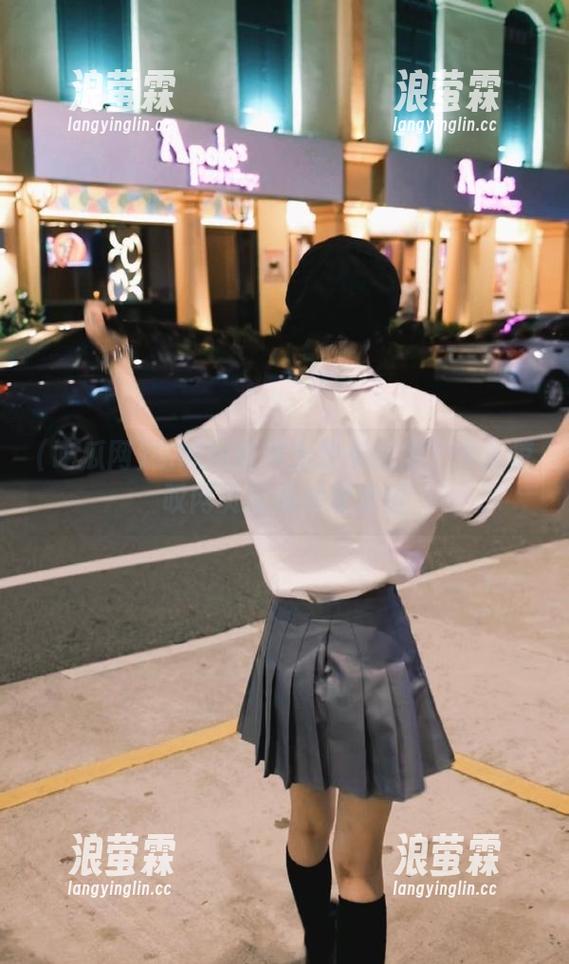 吃瓜网软件为啥卡的很？少女惊叹网页反应速度太慢