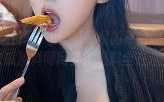 想知道明星的秘密吗？赶快下载吃瓜黑料网网站，黑料全在这里哦！