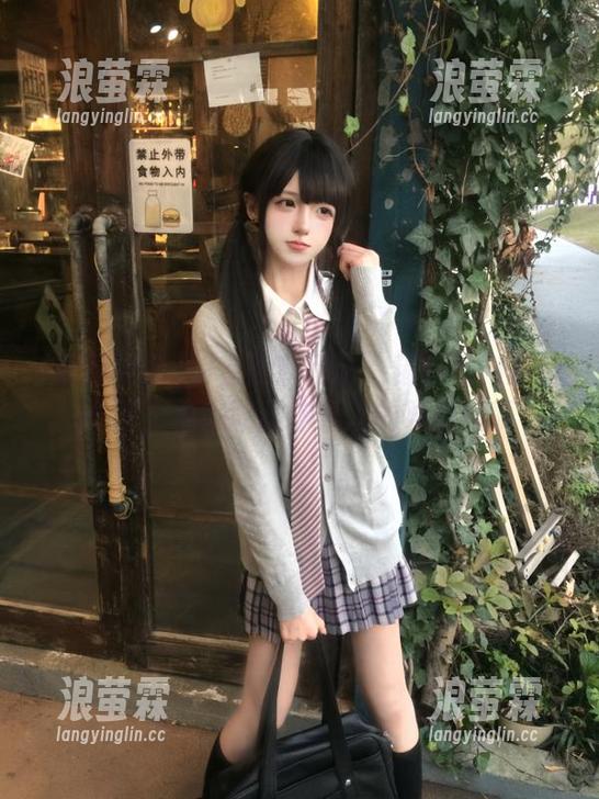 明星黑料网站：精彩黑料发布不断，快来收藏你喜欢的明星故事