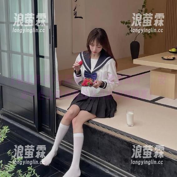 与朋友分享“明星黑料”，安卓平台上的免费娱乐八卦即刻畅享！
