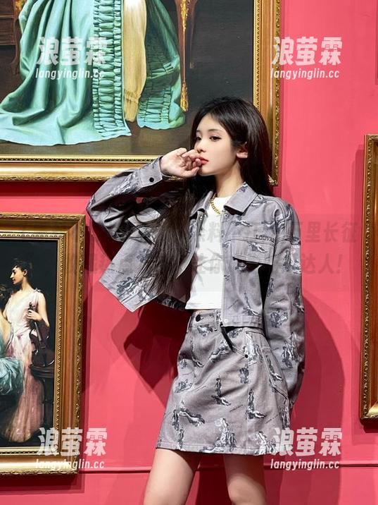 加入“黑料不打烊,万里长征”，收藏热点八卦，让你成为吃瓜达人！