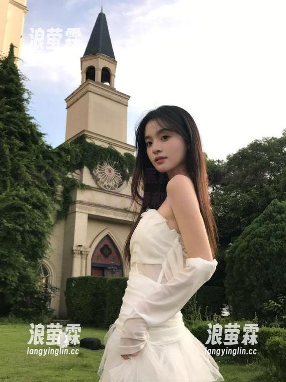 大家好呀！黑料社app更新了哦，快来看视频和链接吧！