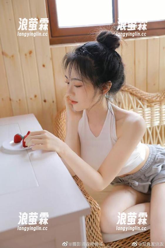黑料社区在线，收藏那些让你目瞪口呆的娱乐新闻！