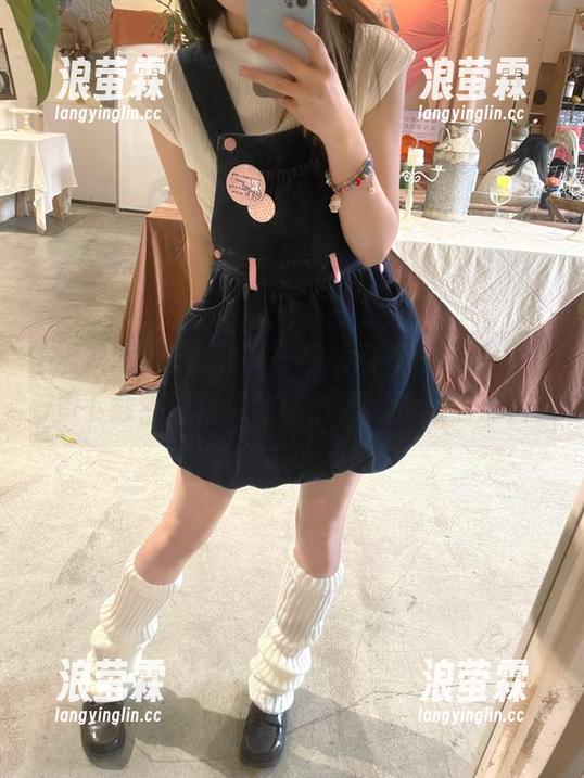 你也可以在黑料网在线首页，免费下载热门吃瓜故事，追逐娱乐热点！